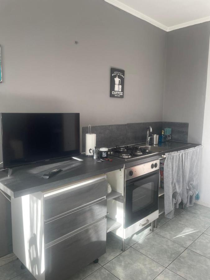 Airport Apartment Happyhouse フィウミチーノ エクステリア 写真